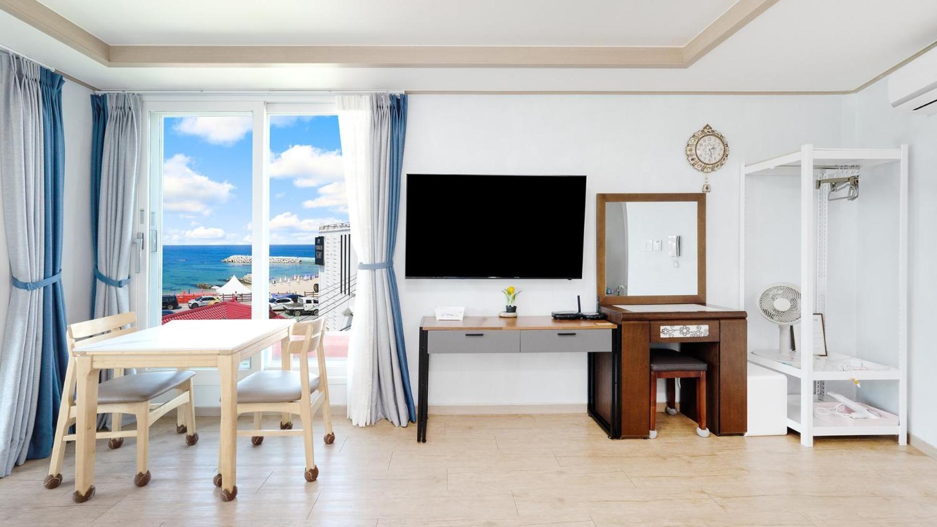 Gangneung Glad Pension Room photo